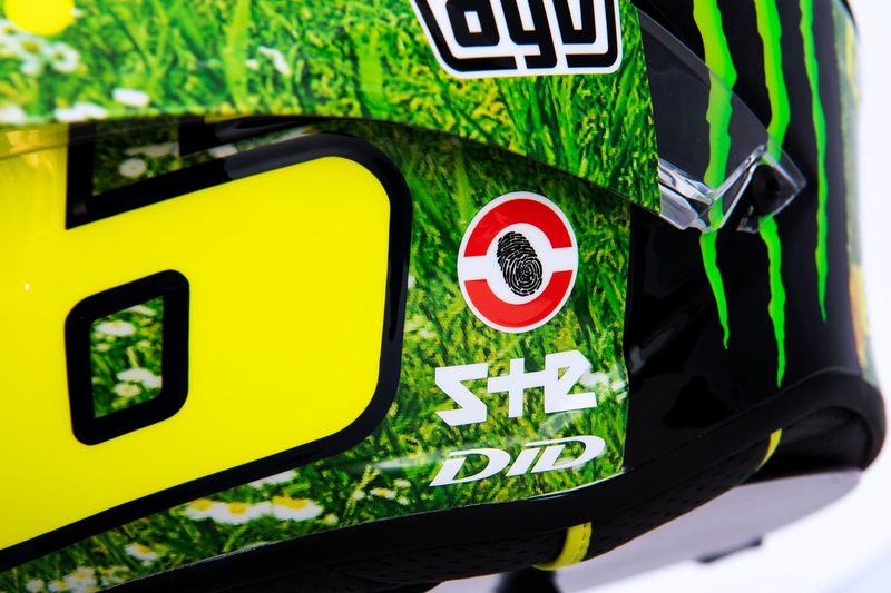 Casco de Valentino Rossi, Petronas Yamaha SRT  