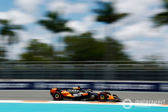 Oscar Piastri, McLaren MCL38