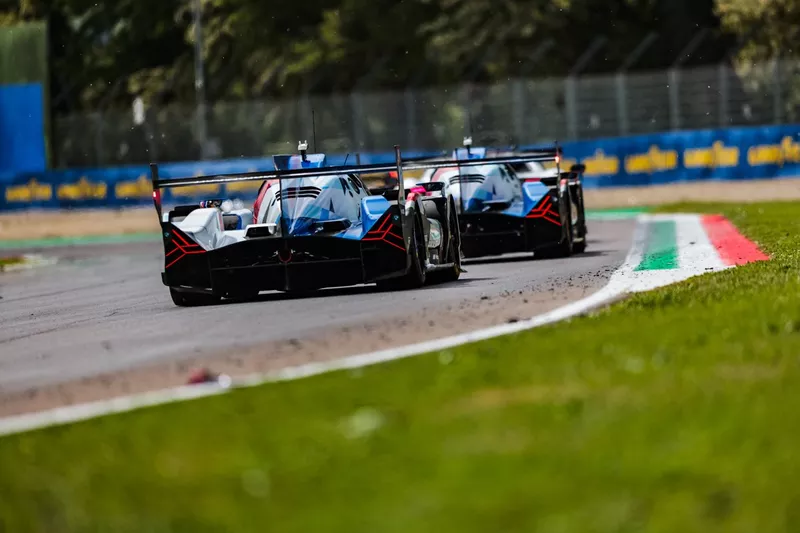 #15 BMW M Team WRT BMW M Hybrid V8: Dries Vanthoor, Raffaele Marciello, Marco Wittmann.