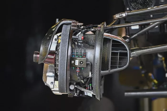 Renault F1 Team R.S.20 detalle de los frenos delanteros