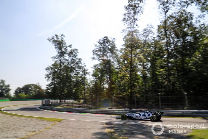 Daniil Kvyat, AlphaTauri AT01