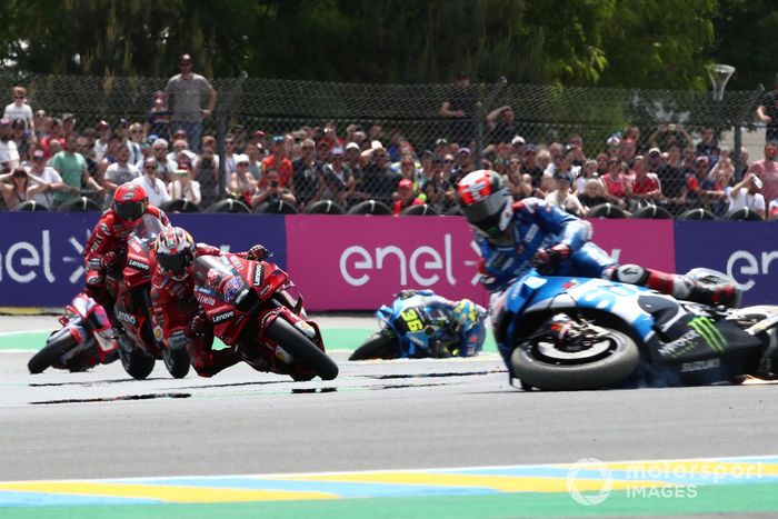 Jack Miller, Ducati Team leads, Alex Rins, Team Suzuki MotoGP  crashes