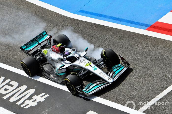 Bloqueo de frenos de Lewis Hamilton, Mercedes W13
