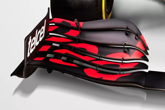 Detalle del alerón delantero del Red Bull Racing RB16B