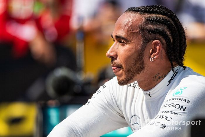 Ganador Lewis Hamilton, Mercedes AMG F1, celebra en Parc Ferme