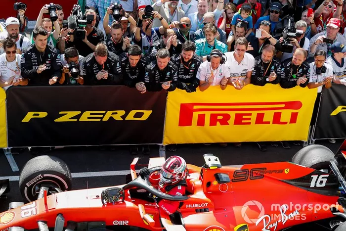 Charles Leclerc, Ferrari, terza posizione, arriva al Parc Ferme