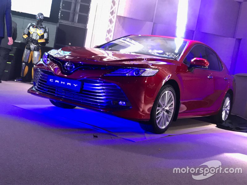Toyota Camry - Автомобіль Року в Україні 2019