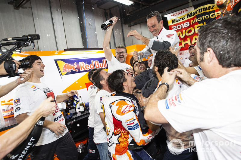 Керівник команди Альберто Пуч, Марк Маркес, Repsol Honda Team, Repsol Honda Team