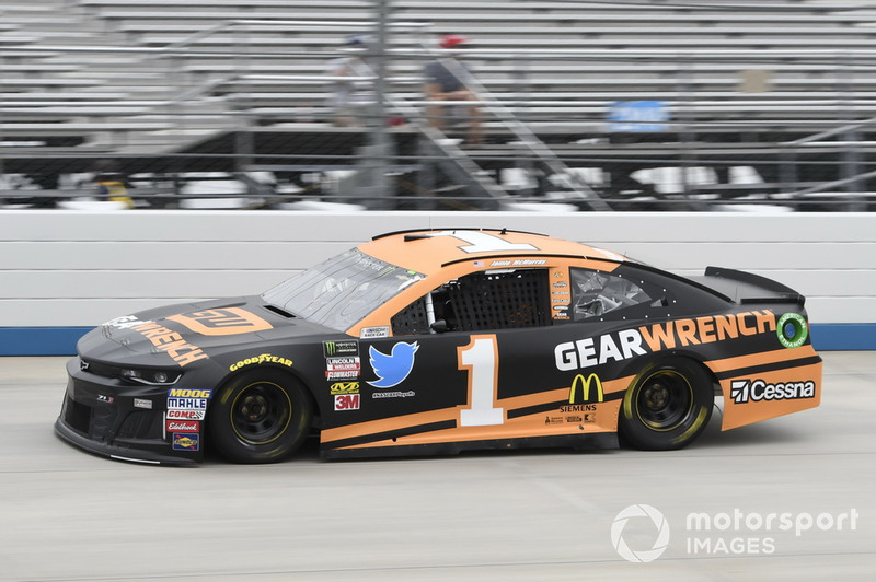 Jamie McMurray, Chip Ganassi Racing, Chevrolet Camaro GEARWRENCH