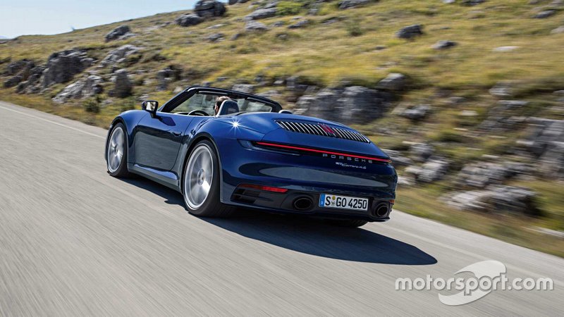 Porsche 911 Cabriolet 2020 року