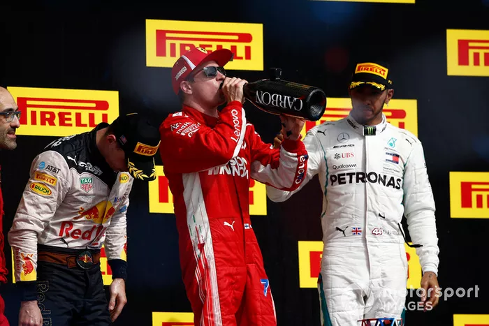Podio: ganador de la carrera Kimi Raikkonen, Ferrari