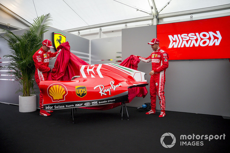 Kimi Raikkonen, Ferrari y Sebastian Vettel, Ferrari revelan la nueva decoración de Ferrari SF71H