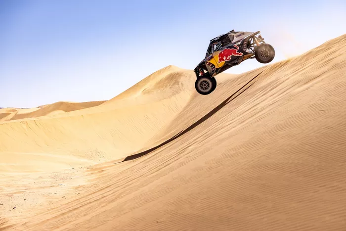 #319 Red Bull Off-Road Junior Team Taurus: Goncalo Guerreiro, Cadu Sachs