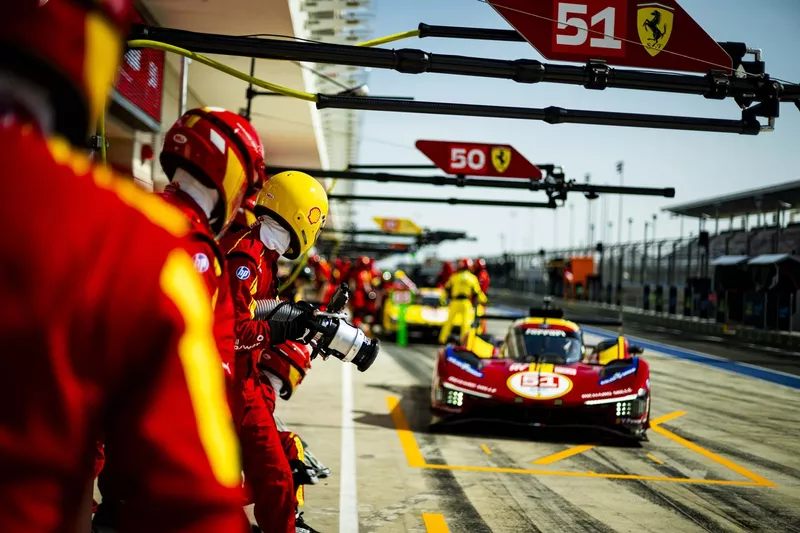 #51 AF Corse Ferrari 499P : Alessandro Pier Guidi, James Calado, Antonio Giovinazzi