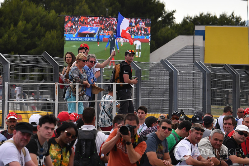 Fans