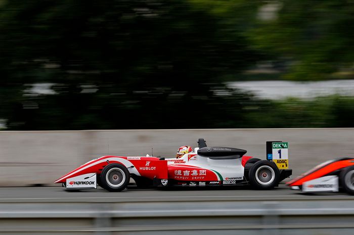 Guanyu Zhou, PREMA Theodore Racing Dallara F317 - Mercedes-Benz