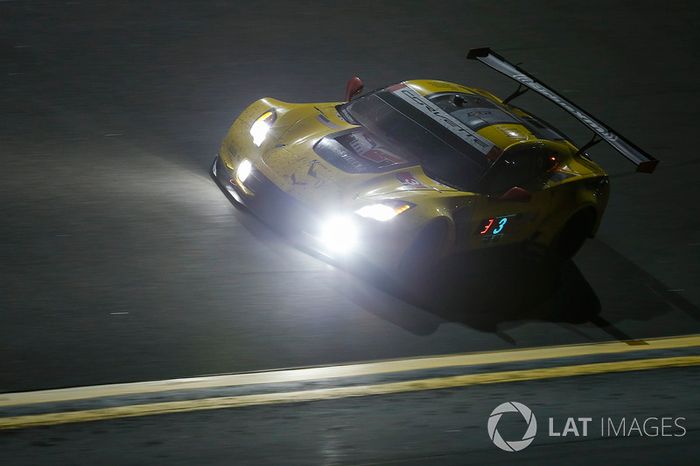 #3 Corvette Racing Chevrolet Corvette C7.R, GTLM: Antonio Garcia, Jan Magnussen, Mike Rockenfeller
