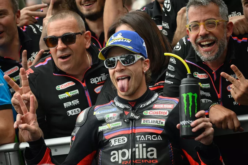 Marco Bezzecchi, Aprilia Racing
