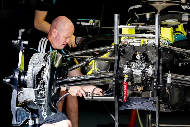 Mechanics work on the car of Kimi Antonelli, Mercedes