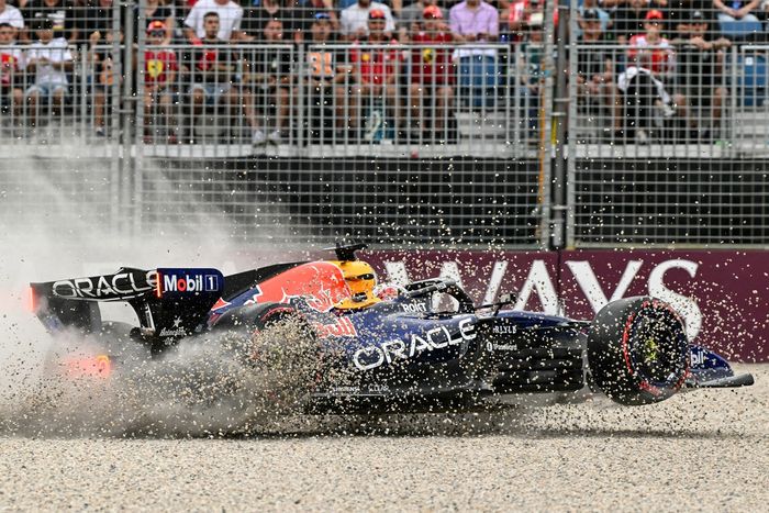 Max Verstappen, Red Bull Racing crash
