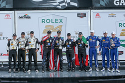 Podium: race winners Ricky Taylor, Jordan Taylor, Max Angelelli, Jeff Gordon, Wayne Taylor Racing, second place Joao Barbosa, Christian Fittipaldi, Filipe Albuquerque, Action Express Racing, third place Marc Goossens, Renger van der Zande, René Rast, VisitFlorida.com Racing