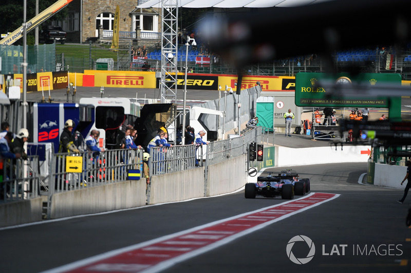 Данііл Квят, Scuderia Toro Rosso STR12