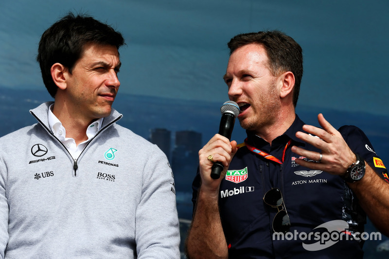Керівник Mercedes AMG F1 Тото Вольфф, керівник Red Bull Racing Крістіан Хорнер