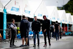 Mike Conway, Venturi e Stéphane Sarrazin, Venturi