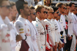 Valtteri Bottas, Williams, Felipe Massa, Williams und die anderen Fahrer bei der Nationalhymne