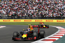 Max Verstappen, Red Bull Racing RB12, Daniel Ricciardo, Red Bull Racing RB12