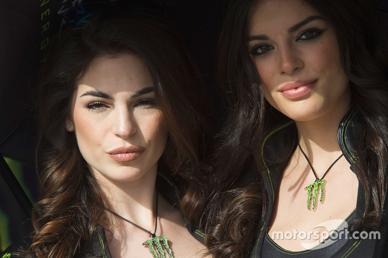 Grid girls (MotoGP)