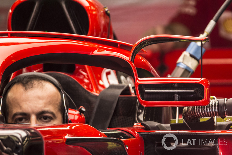 Detalle del espejo Ferrari SF71H