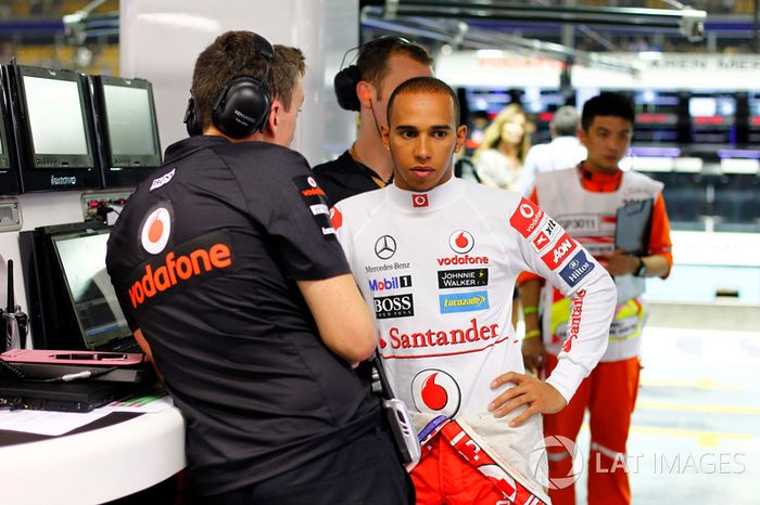 Felipe Massa vs Lewis Hamilton - GP de Singapur 2011