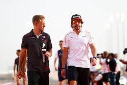 Kevin Magnussen, Haas F1 Team, and Fernando Alonso, McLaren, in the drivers parade