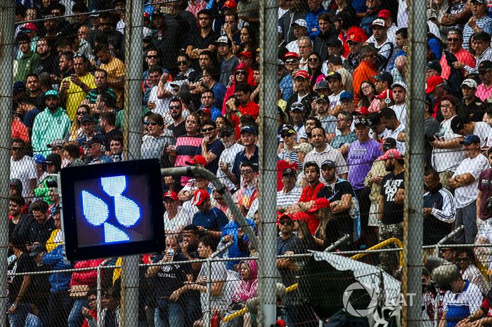Lluvia es indicada por los nuevos gráficos de luz en tierra