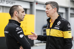 Cyril Abiteboul, Managing Director, Renault Sport F1 Team, with Marcin Budkowski, Renault Sport F1 T
