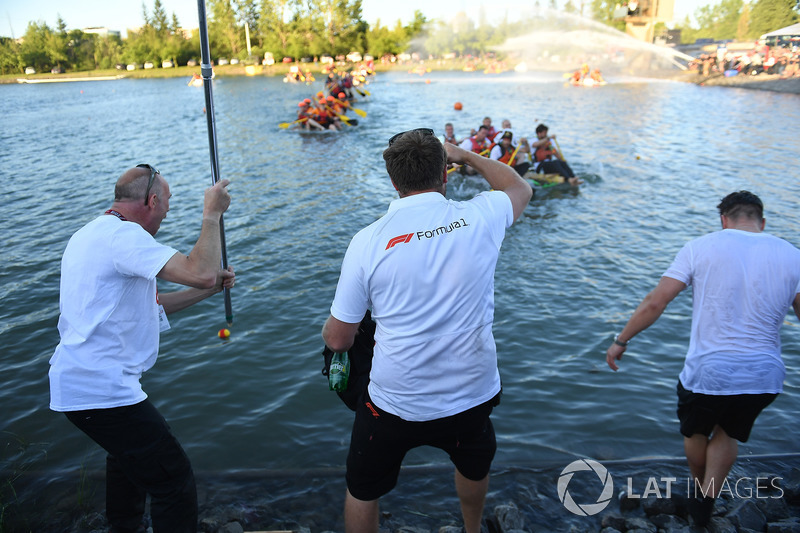 FOM at the raft race