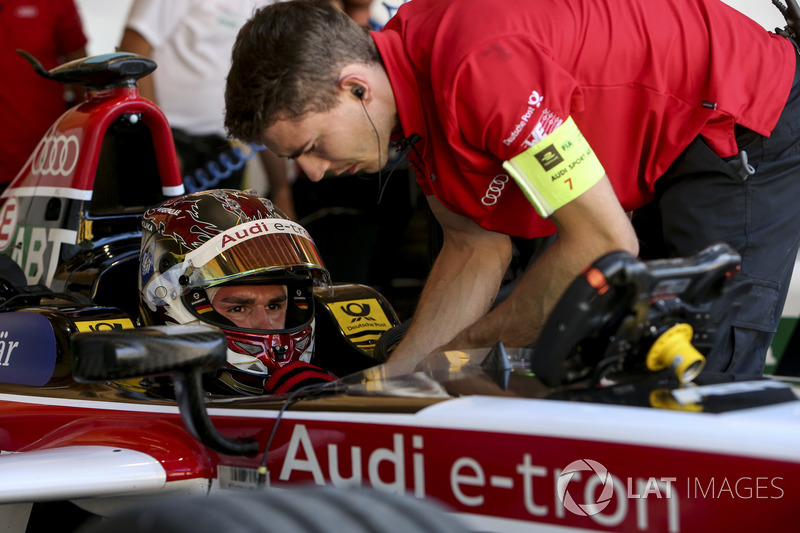 Nelson Piquet Jr., Jaguar Racing