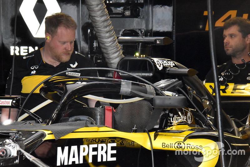 Renault Sport F1 Team RS 18 front wing detail