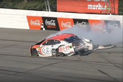 Crash: Darrell Wallace Jr., Richard Petty Motorsports, Chevrolet Camaro Mile 22 (Screenshot)