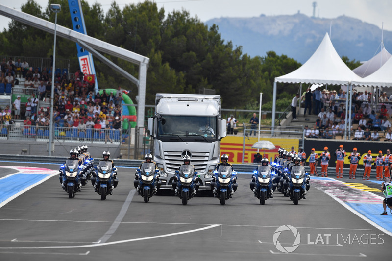 Desfile de pilotos