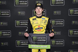 Polesitter Ryan Blaney, Team Penske, Ford Fusion Menards / Pennzoil