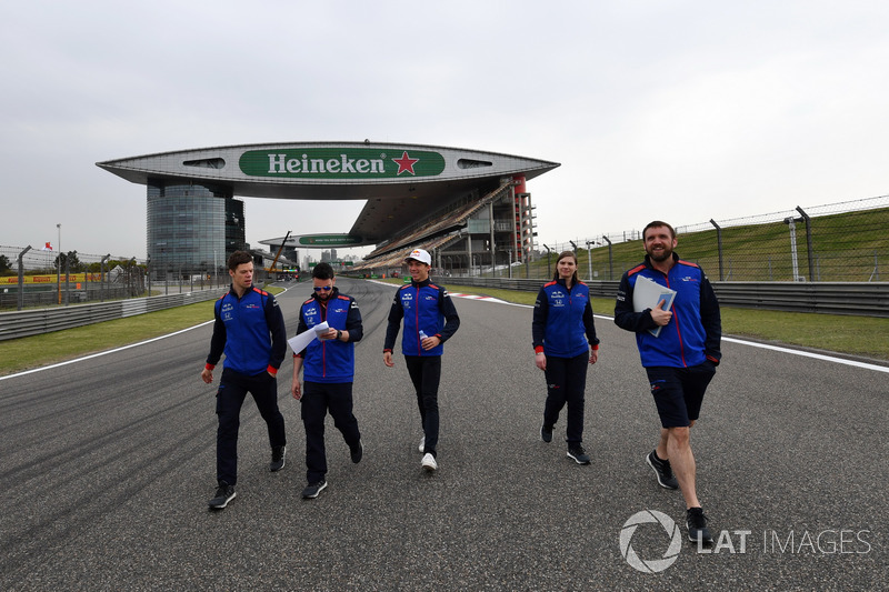 Pierre Gasly, Scuderia Toro Rosso walks the track