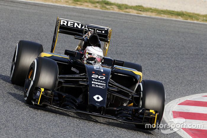 Kevin Magnussen, Renault Sport F1 Team RS16