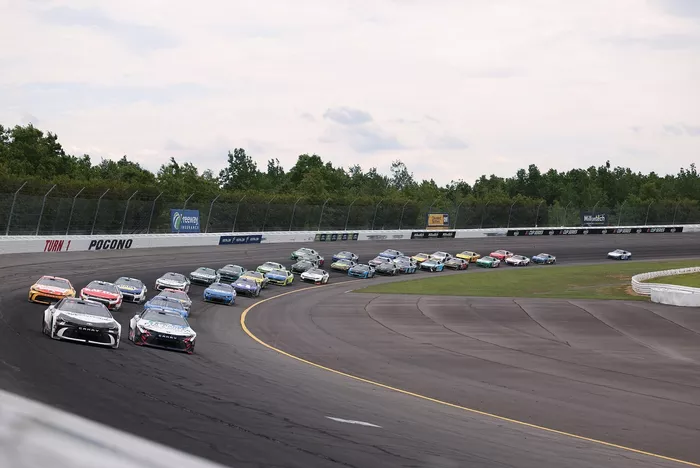 John Hunter Nemechek, Legacy Motor Club, Tyler Reddick, 23XI Racing