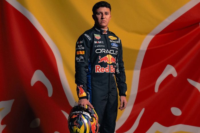 イサック・ハジャール、レッドブル・レーシング