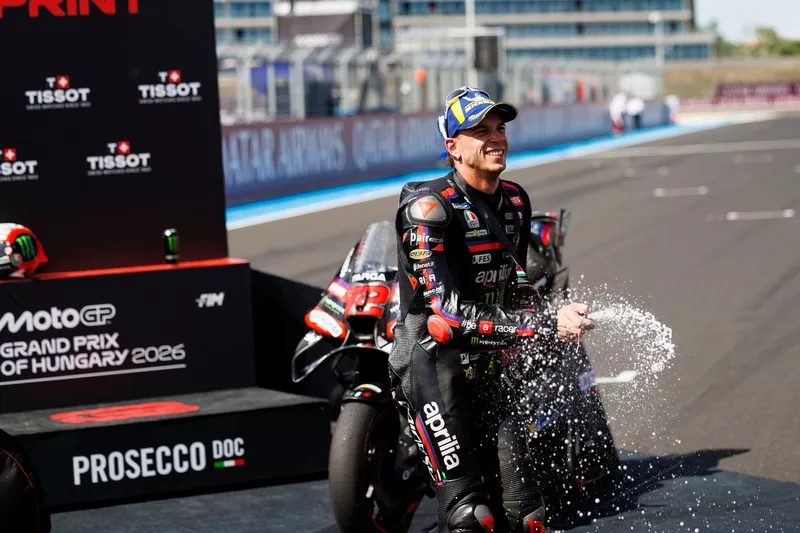 Marco Bezzecchi, Aprilia Racing