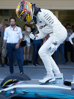 Race winner Lewis Hamilton, Mercedes AMG F1
