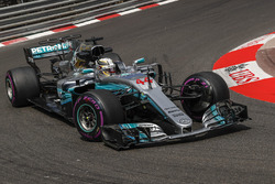 Льюіс Хемілтон, Mercedes-Benz F1 W08 Hybrid