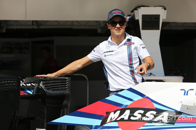 Felipe Massa präsentiert das Sonderdesign